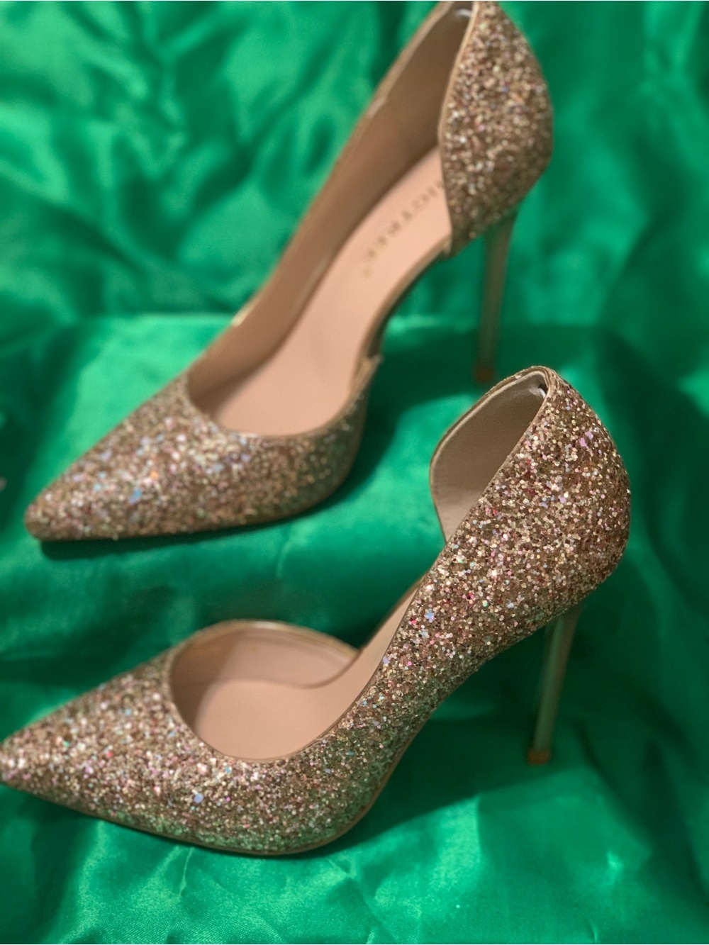 BIGTREE sparkly sequin Glitter Pointed-Toe Stiletto Pumps - Gold